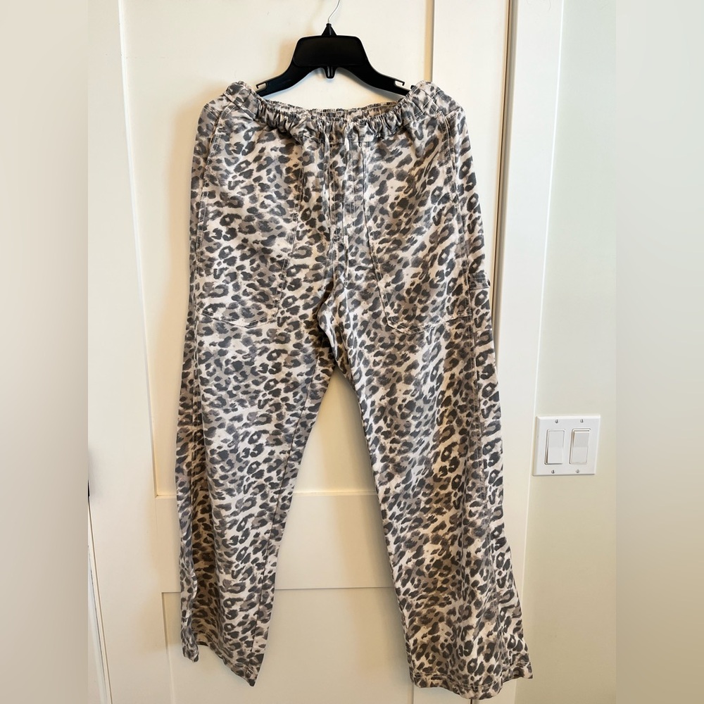 aerie Wide Leg Leopard Print Pants in Gray and Cream